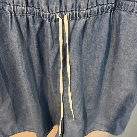 beachlunchlounge Blue Sleeveless Romper - Picture 2 of 5